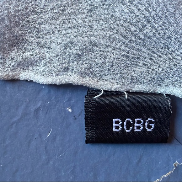 Silk Scarf-BCBG Sheer Patterned Scarf, Beautiful - Picture 5 of 11